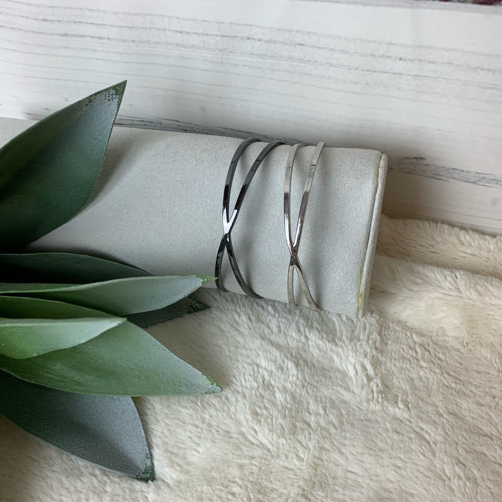 Premier Designs partial bangle set - Picture 2 of 7